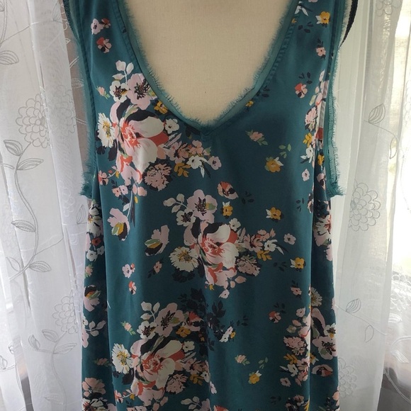 Torrid green camisole size 2 Floral  Teal Frayed - Picture 4 of 9